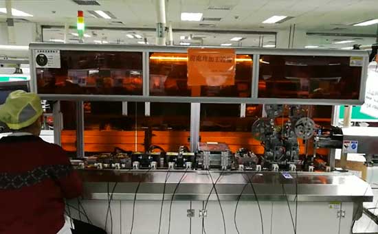 手自一體剝皮刷剪編織包銅箔機現場圖片